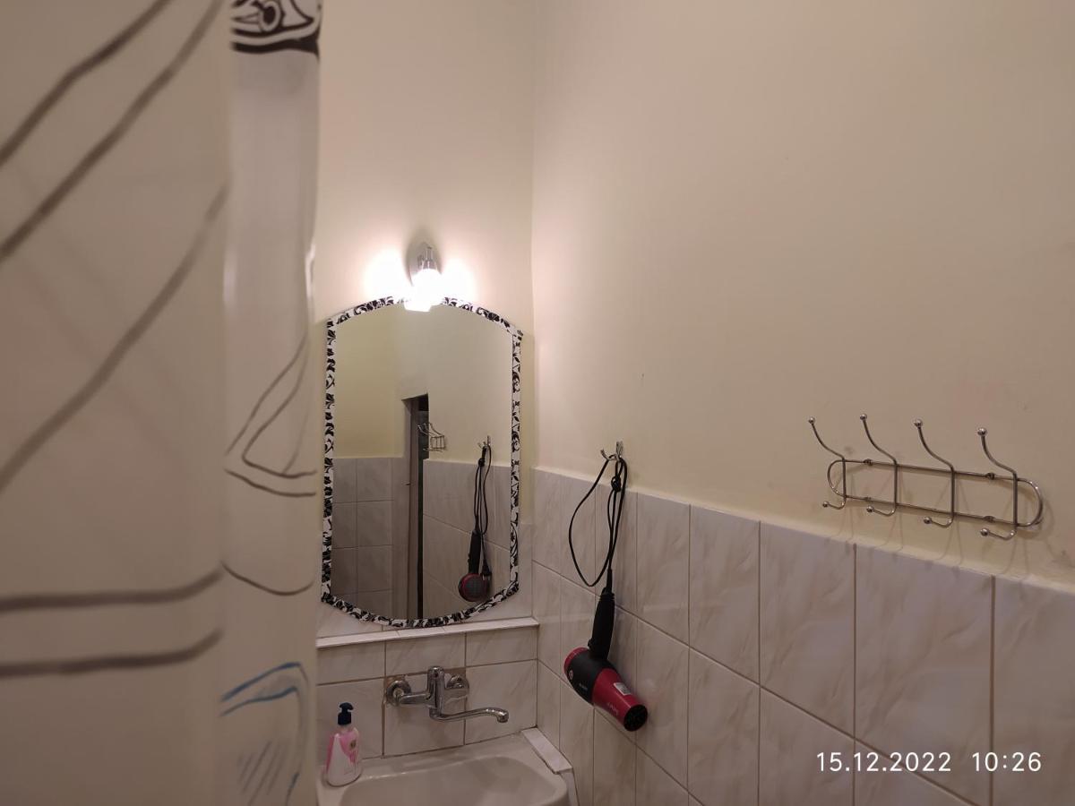 Apartment On Rynok Square Львов Экстерьер фото