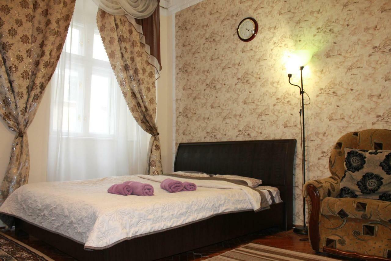 Apartment On Rynok Square Львов Экстерьер фото
