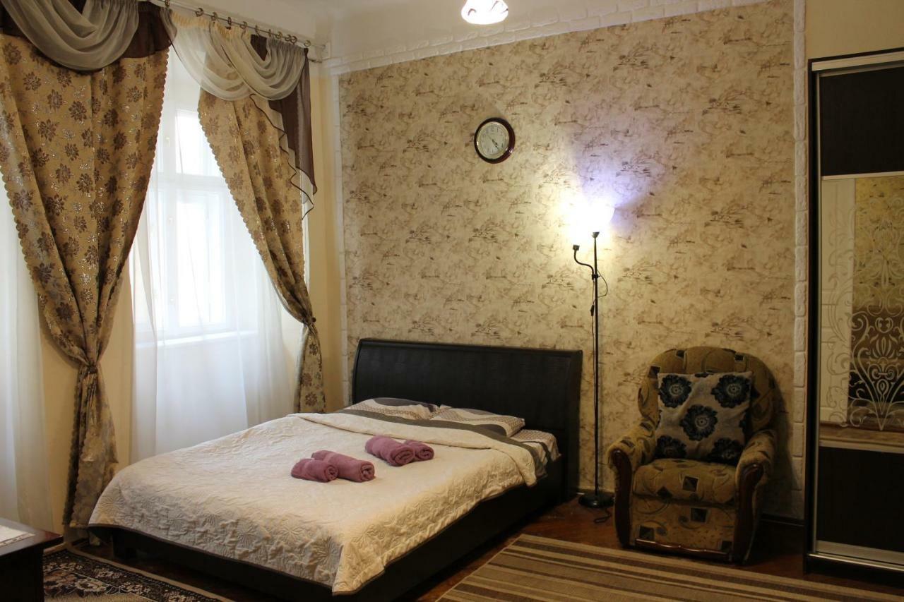 Apartment On Rynok Square Львов Экстерьер фото