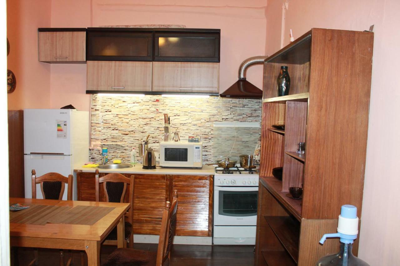 Apartment On Rynok Square Львов Экстерьер фото